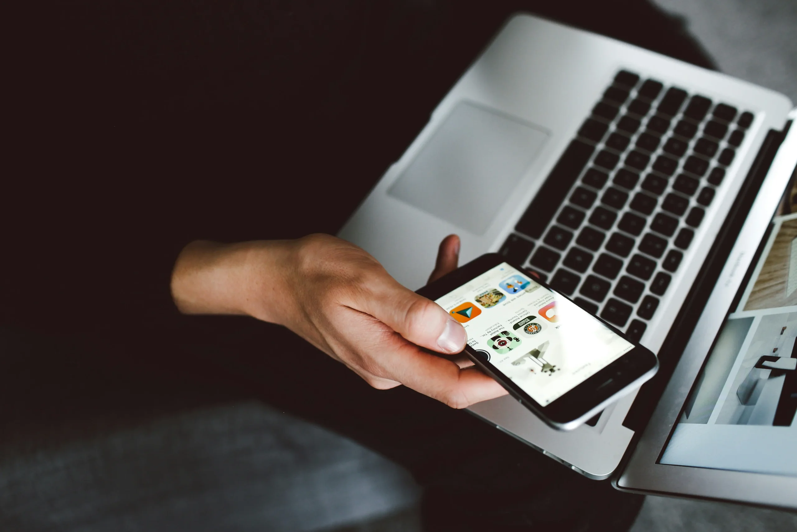 l'optimisation de la recherche et de la navigation sur le site aide les acheteurs à trouver ce qu'ils veulent